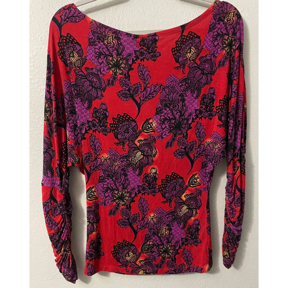 Free People We The Free Red Floral Long Sleeve Top Size Small - Picture 2 of 6